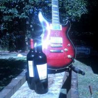 Bands at The Broom at The Broom Hall Inn