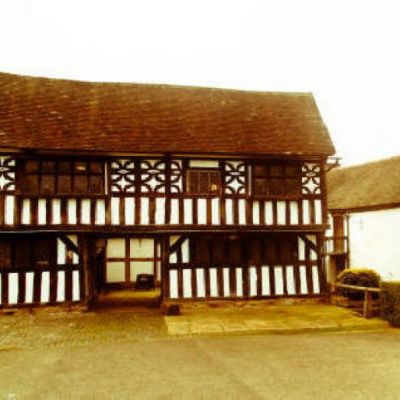 Ghost Hunt at The Manor House, West Bromwich Tickets | The Manor House Wednesbury Wednesbury | Sat 25th August 2012 Lineup